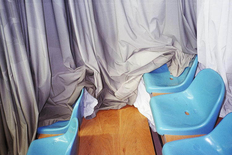 Curtains in the dark