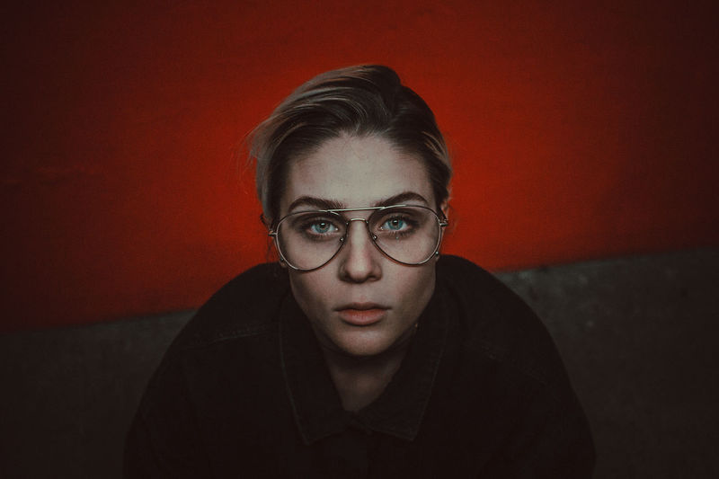 My sunflower, Ana .. Thank you so much for all your comments and for following my account, means the world to me. EyeEm Of The Week Glasses Red The Week on EyeEm Blond Close-up Eyeglasses Lifestyles Looking At Camera One Person Portrait Real People Serious Young Adult Young Women