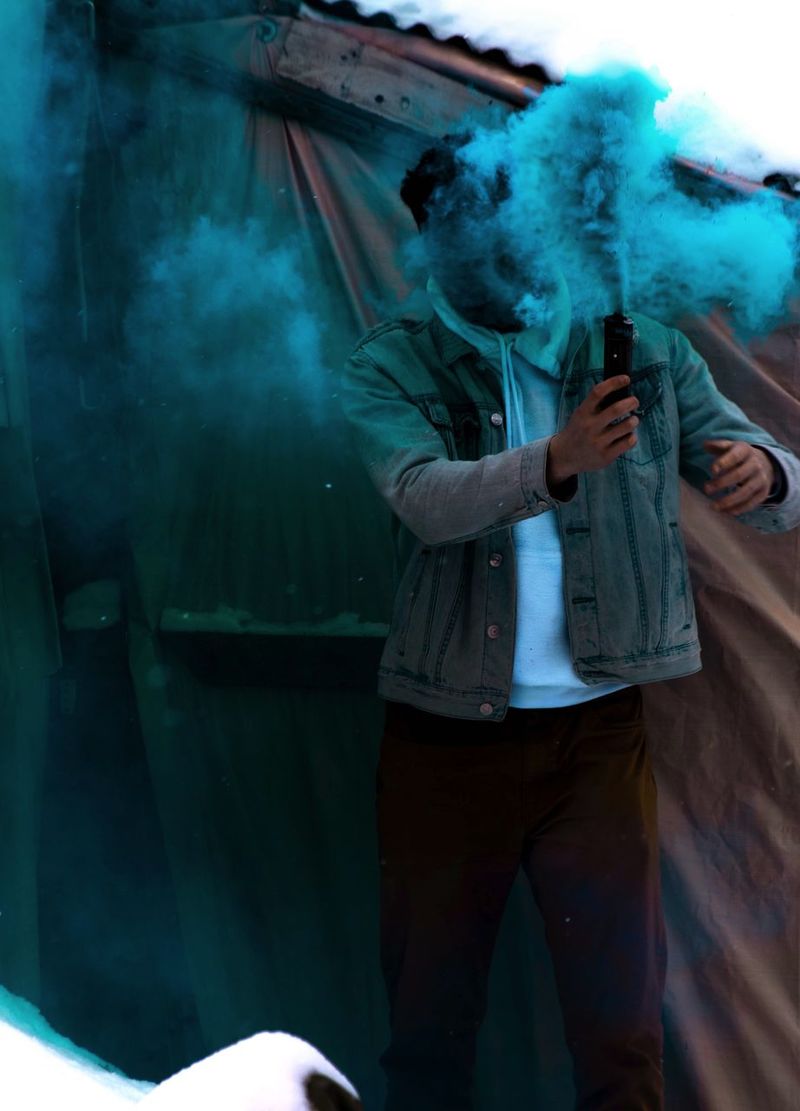 Smoke Bomb pictures | Curated Photography on EyeEm