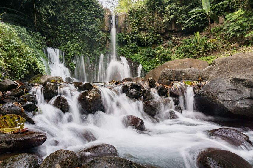 Unduh 40+ Background Batu Air Terjun HD Terbaru