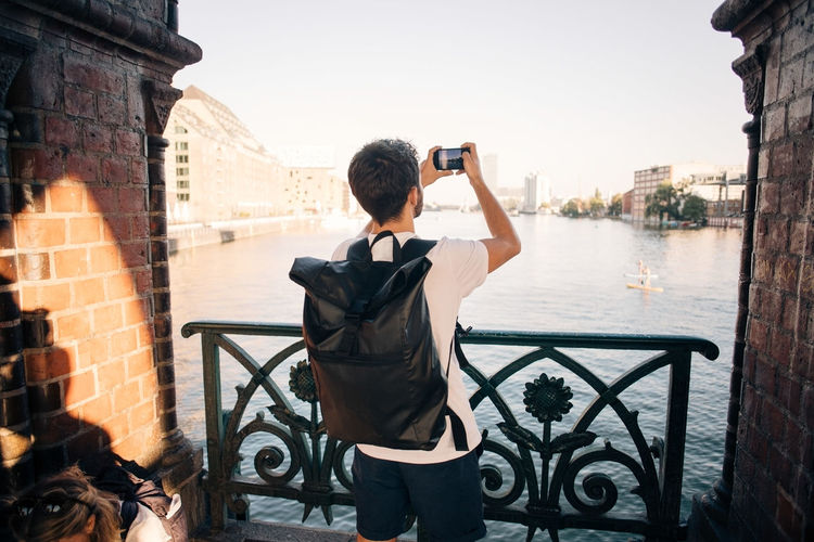Authentic lifestyle photography by Maskot photo agency. Real People Lifestyle Photography Humans Moments Moment Lifestyles