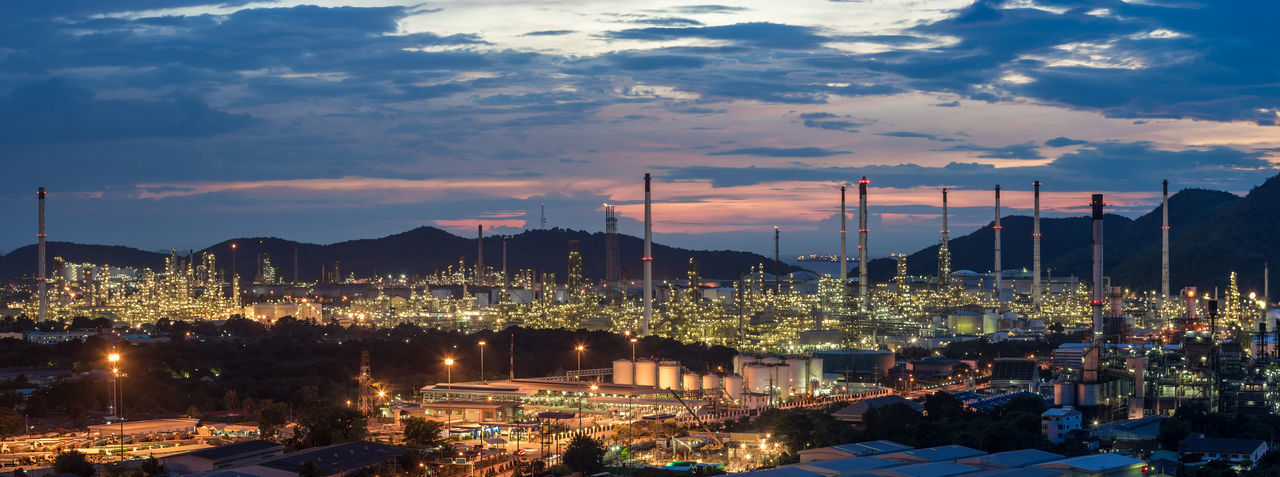 Beautiful sunset petrochemical oil refinery factory plant cityscape of chonburi  thailand