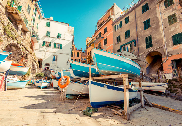 Riomaggiore cinque terre national park italian liguria italy famous italian travel destinations