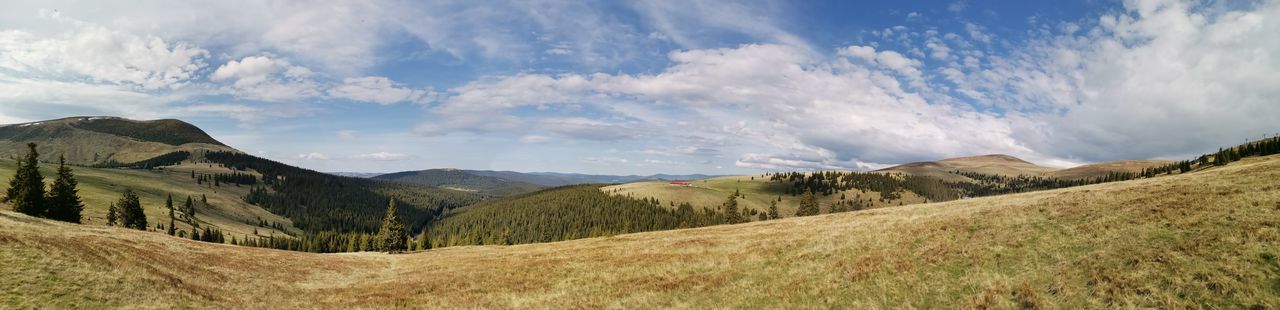 Panoramic view of landscape against sky from sureanu mountain