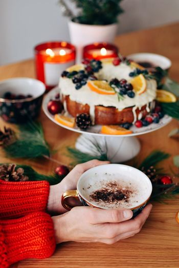 Hot chocolate and christmas cake 