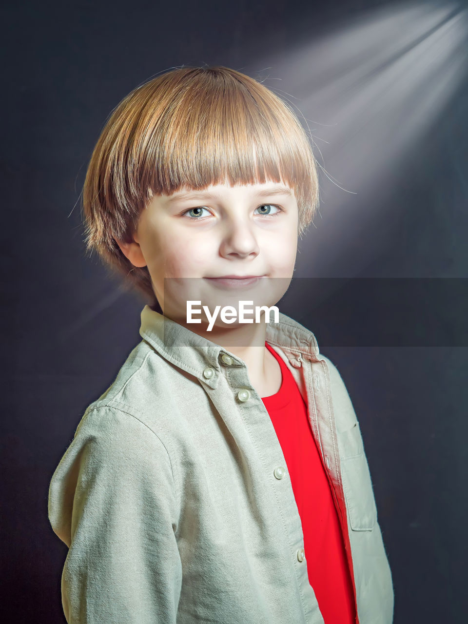 portrait, one person, childhood, child, looking at camera, studio shot, blond hair, smiling, indoors, bangs, clothing, men, emotion, happiness, cute, innocence, standing, waist up, hairstyle, person, portrait photography, gray background, human hair, gray, human face, casual clothing, headshot, front view, female, toddler