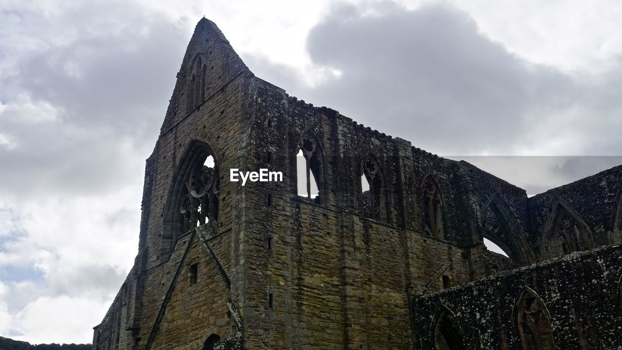 Tintern and sky