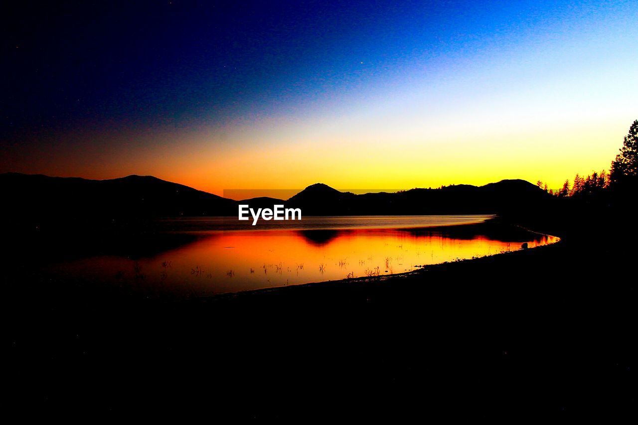 43 Golden Moments Sunset Golden Lake Shastina C A Eyeem