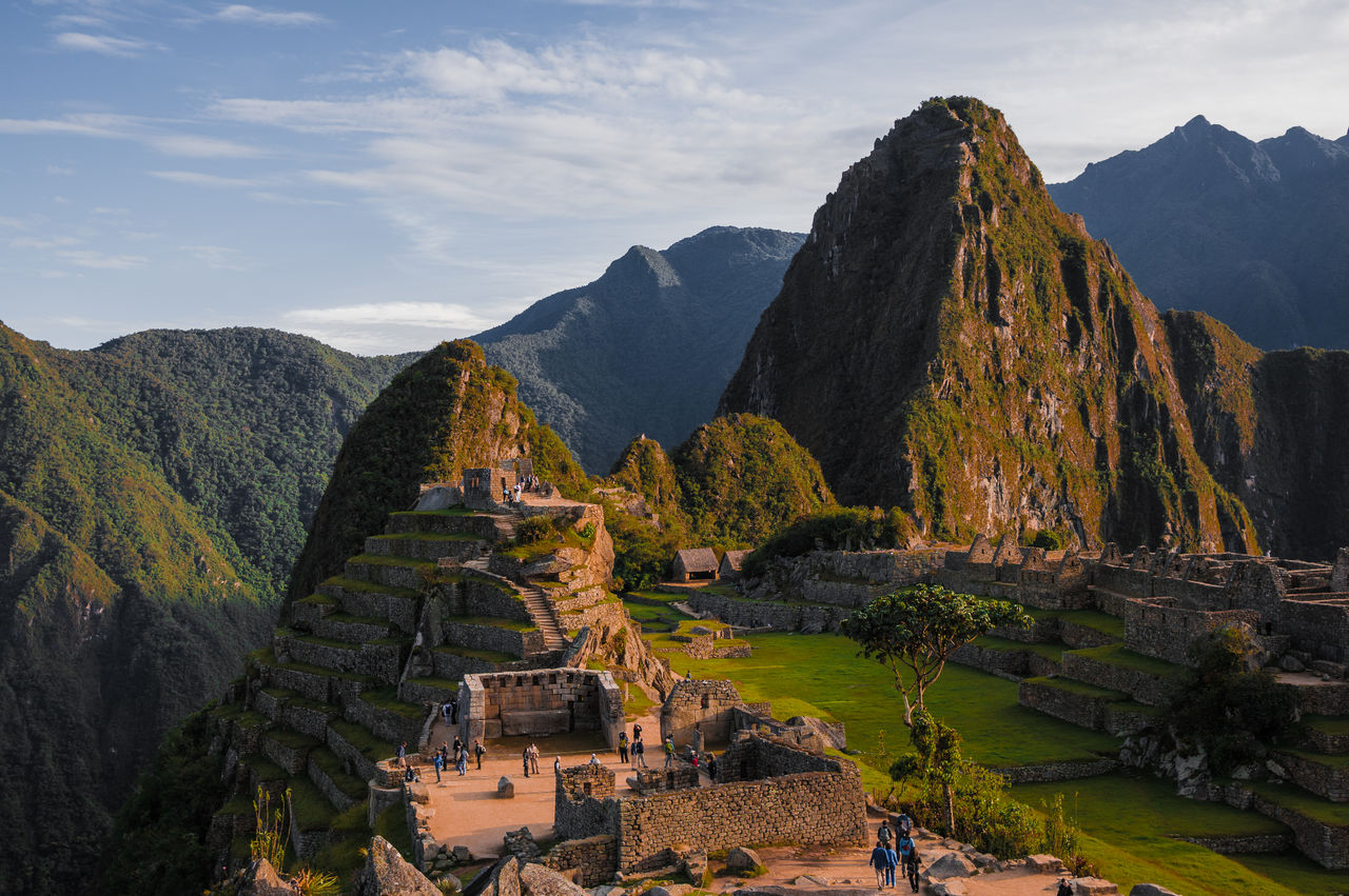 Scenic view of mountains at machu picchu on sunny day