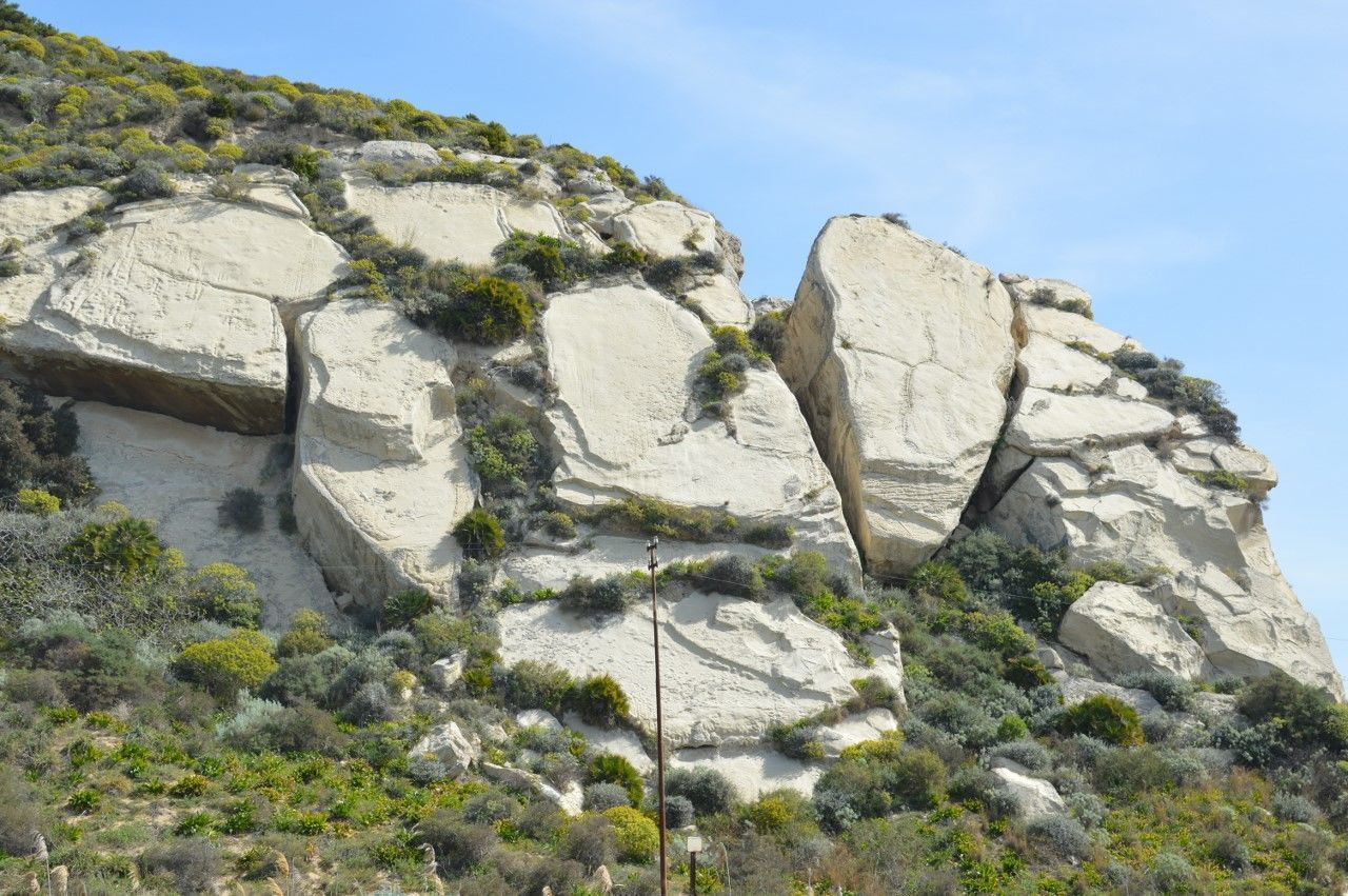 VIEW OF ROCK FORMATION AGAINST SKY