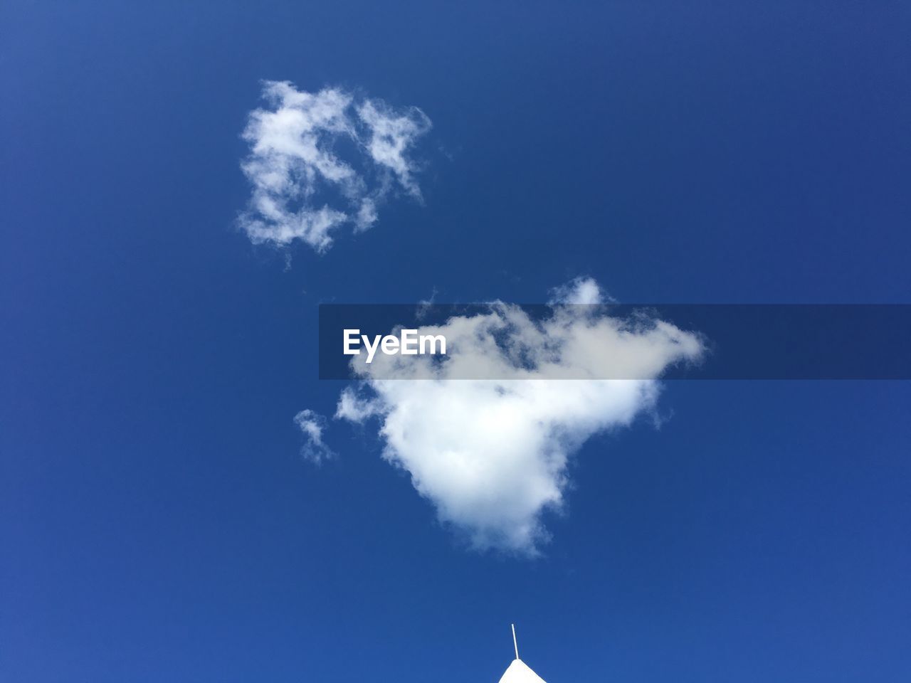 LOW ANGLE VIEW OF CLOUDS