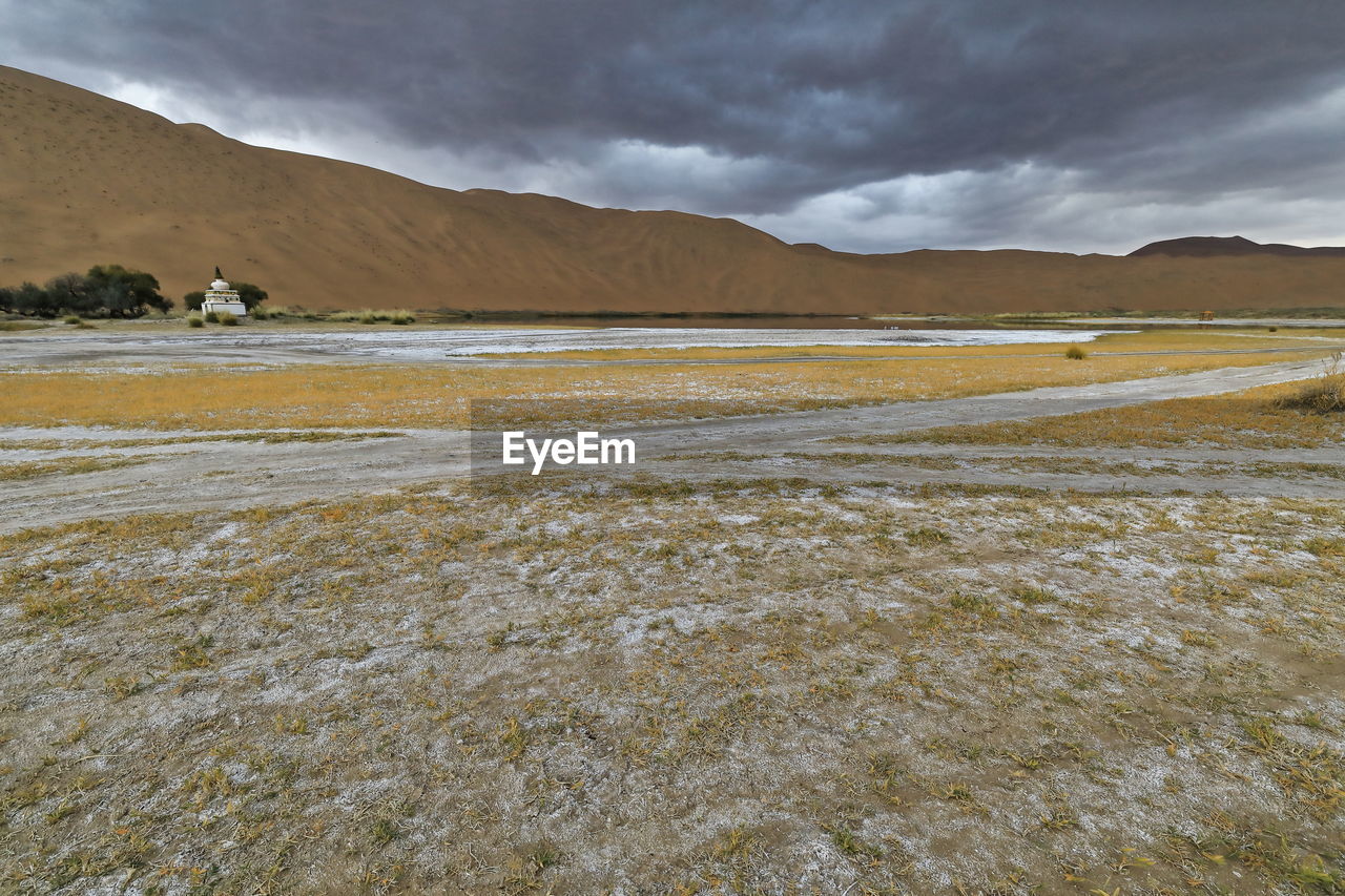 1105 sumu jaran lakebed among the badain jaran desert sand dunes. inner mongolia-china.
