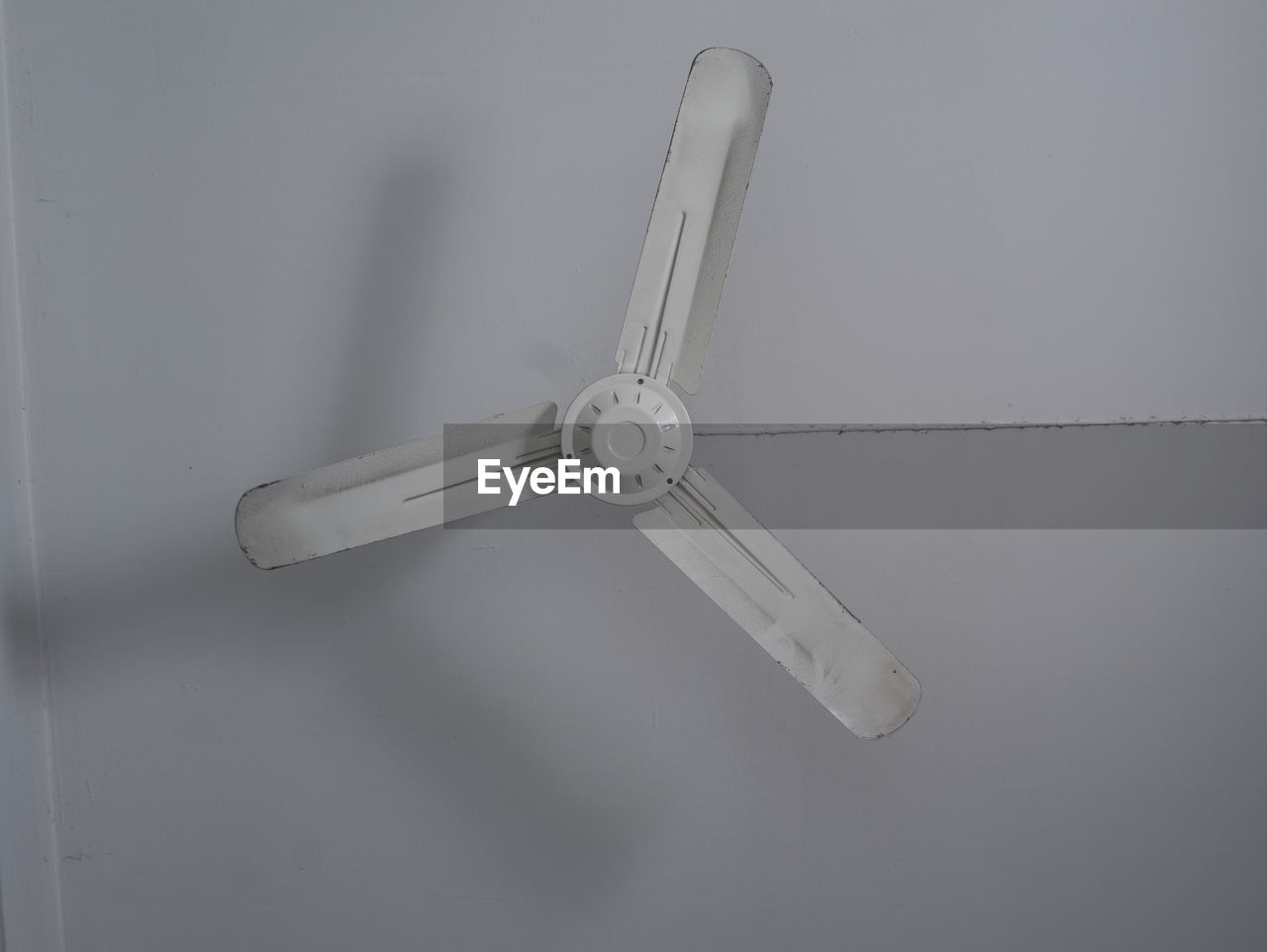 Ceiling Ceiling Fan Electric Fan Fan White Color On Eyeem