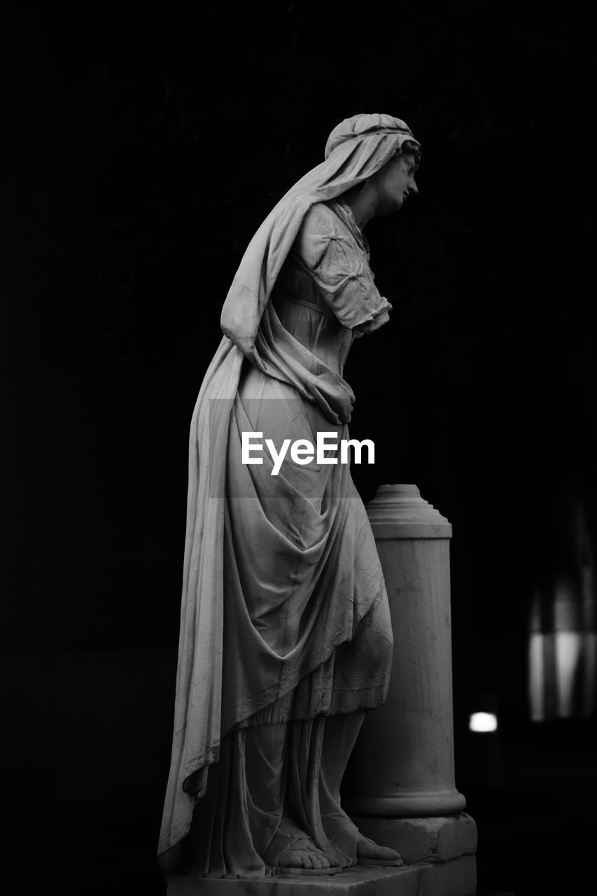 Statue of someone 