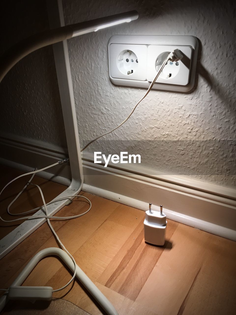 ELECTRIC LIGHT ON WALL