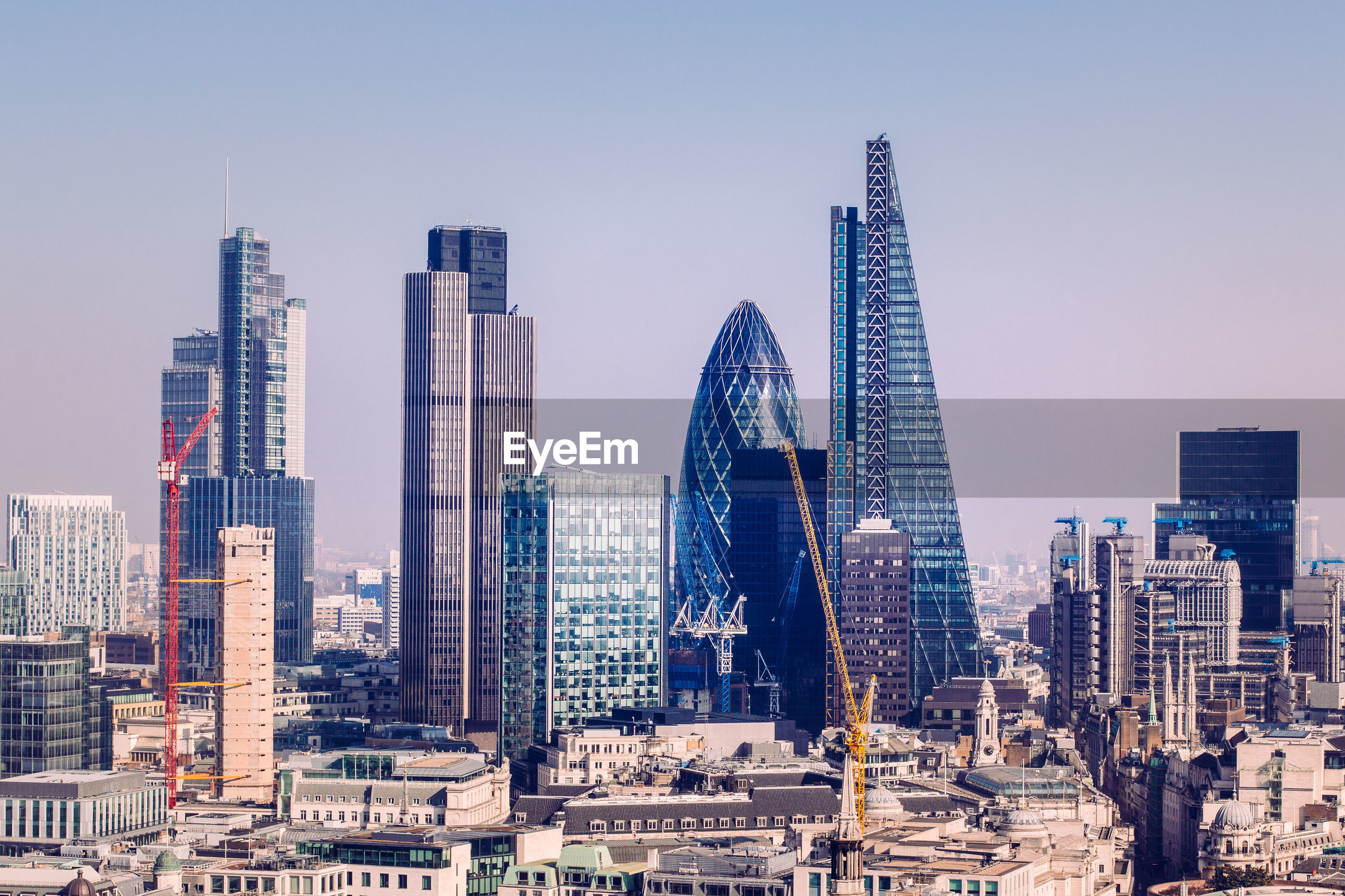 Skyscrapers in london | ID: 88604549 : The amazing photo showing an gorgeous scenery. Its hues are striking and combination flawlessly. Its arrangement is wonderful, and its details are also highly defined.