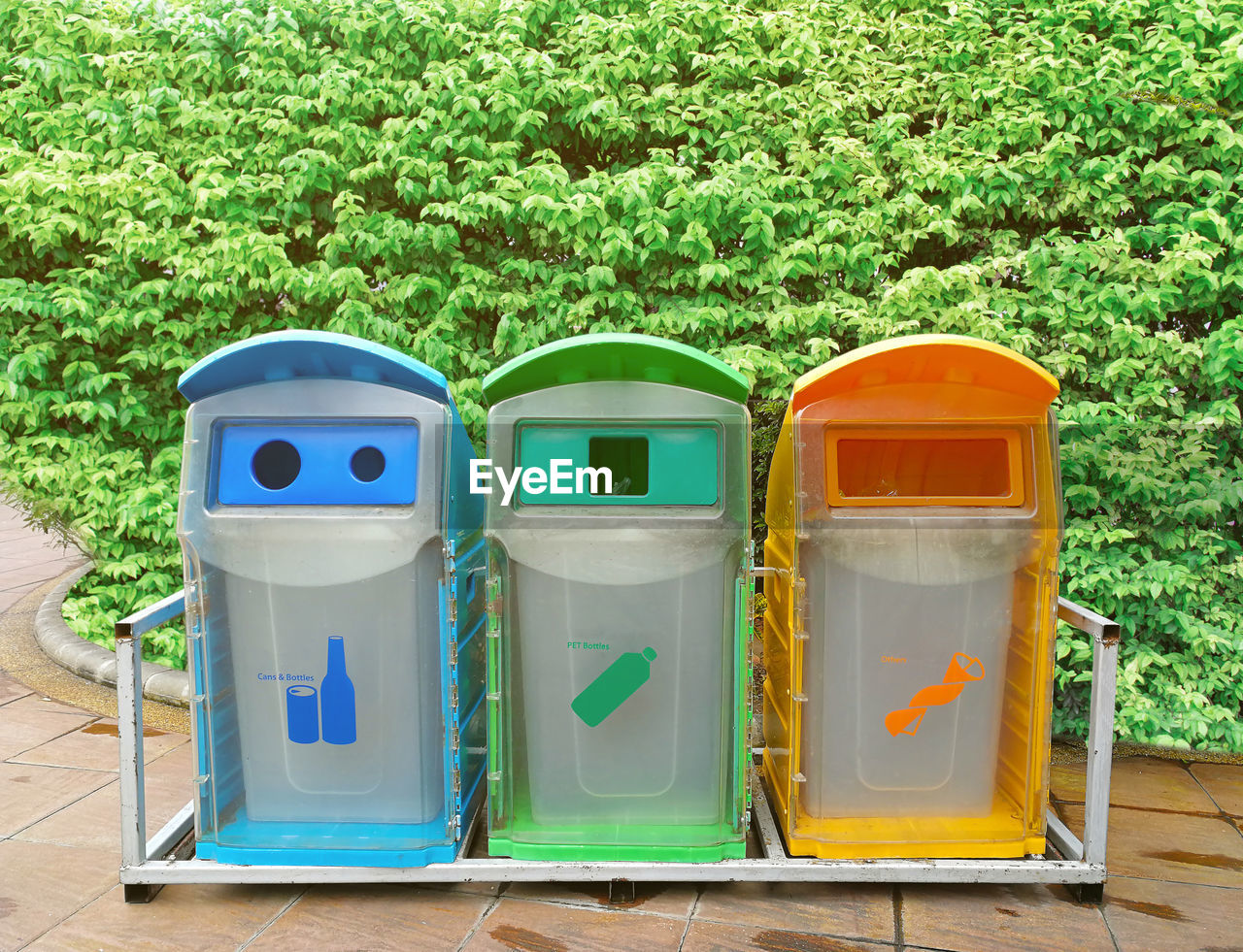Bin separation of plastic waste, bottles and wet waste