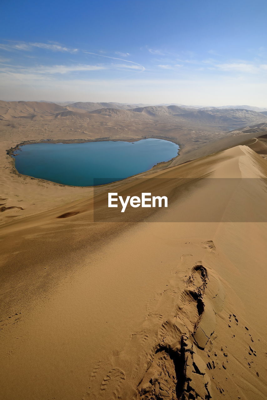 1187 full view nuoertu lake -biggest in the badain jaran desert-seen from its western megadune-china