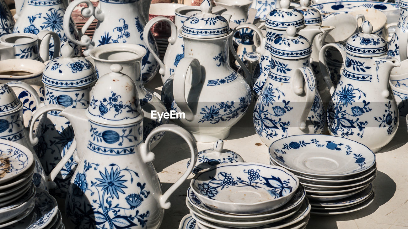 crockery for sale