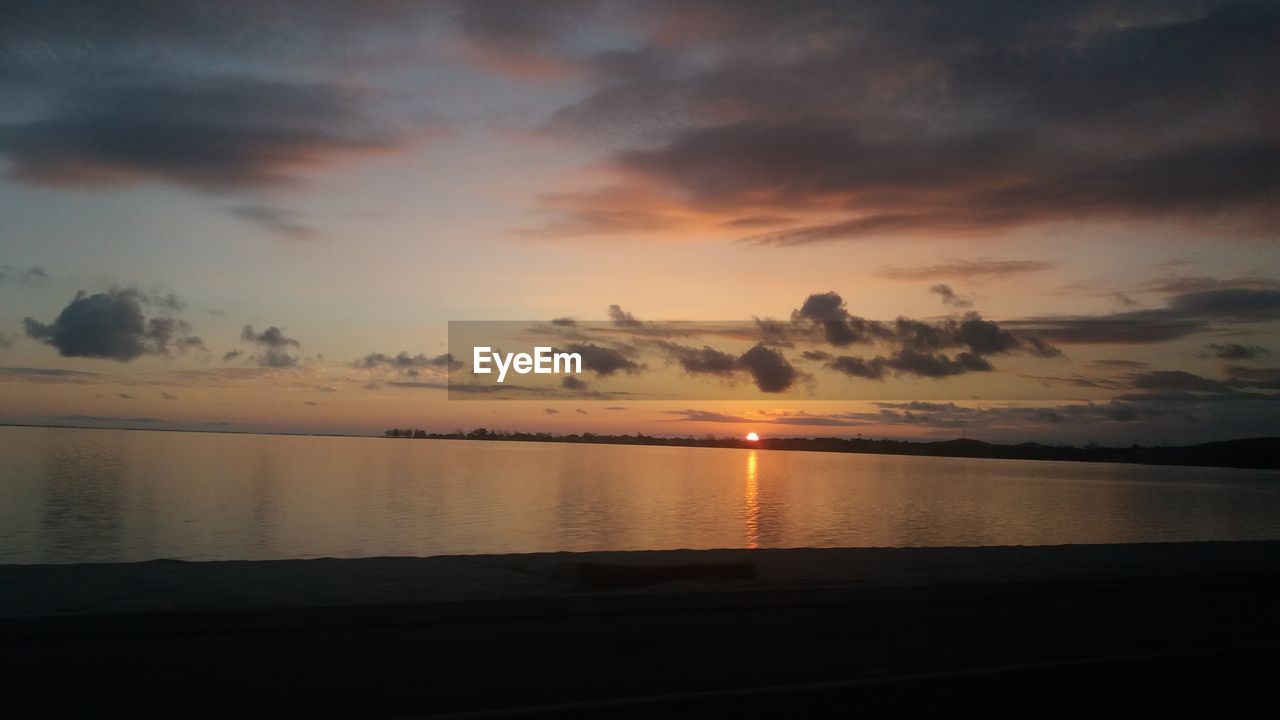 Sunset Sea Dramatic Sky Landscape Water Cloud Sky On Eyeem