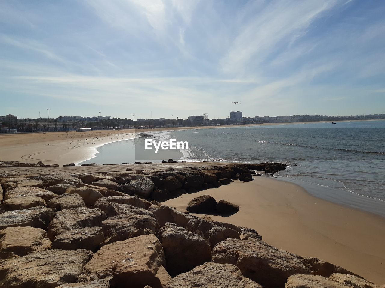 PANORAMIC VIEW OF SEA AGAINST SKY