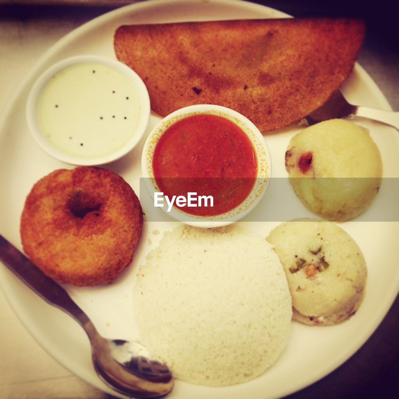 Vada - Food Porn Awards Idli Dosa Vada Sambar Shira Upma | on EyeEm