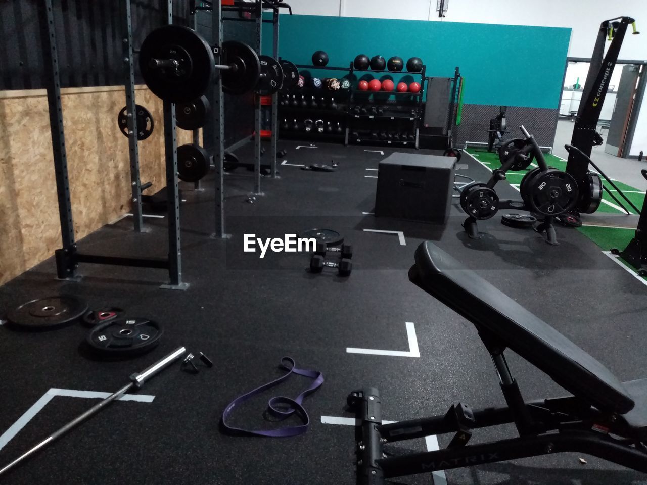 room, sport venue, gym, training bench, indoors, equipment, physical fitness, exercise equipment, sports training, barbell, exercising, weight, strength training, no people, sports