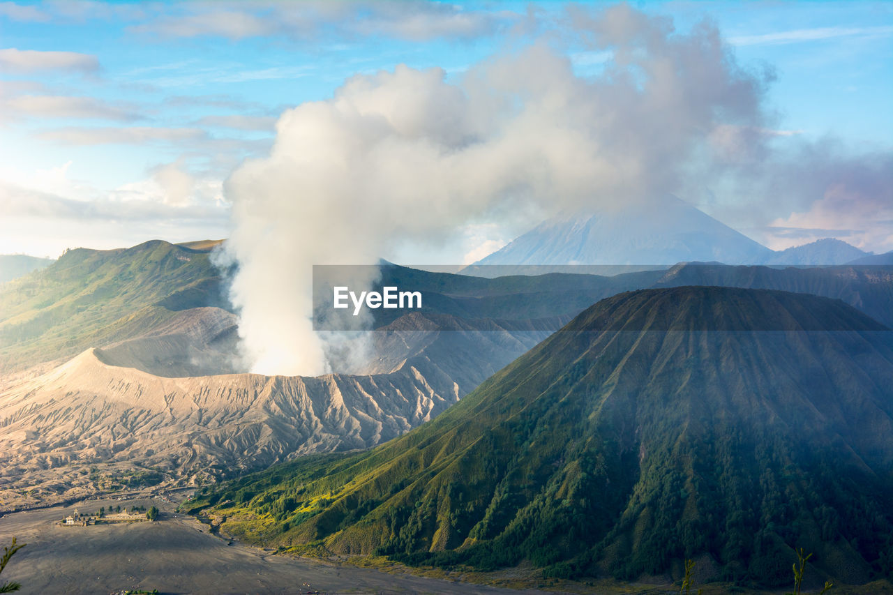 Mount bromo volcano during sunrise from viewpoint on mount penanjakan. indonesia