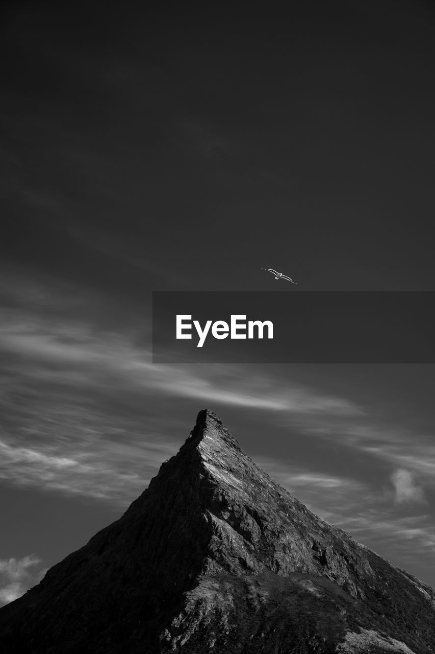 LOW ANGLE VIEW OF MOUNTAIN AGAINST SKY