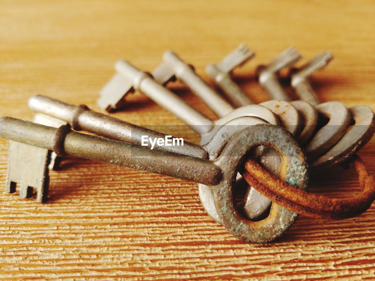 Keys Keys Photography Keyring Rusty Rust Wood Eyeem