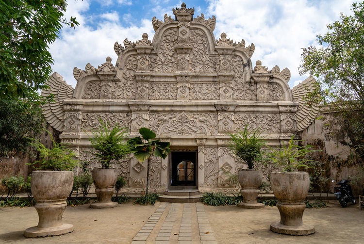 Exterior of temple against building