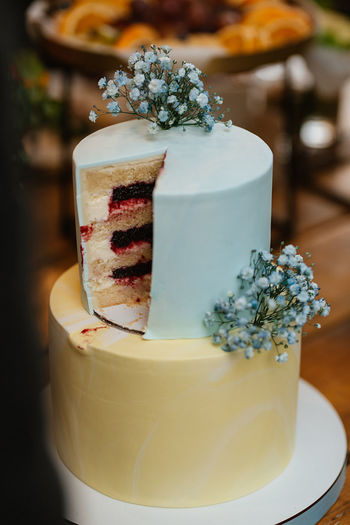 wedding cake at