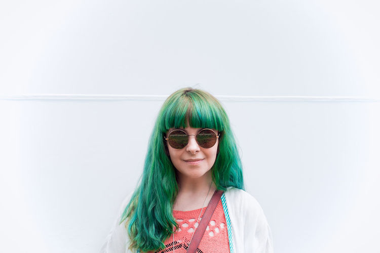 Front View One Person Looking At Camera Individuality Portrait Smiling People Real People One Young Woman Only The Portraitist - 2017 EyeEm Awards Place Of Heart Live For The Story Full Frame Close-up Day Adults Only One Woman Only Headshot Colors Colours The Street Photographer - 2017 EyeEm Awards Neon Life