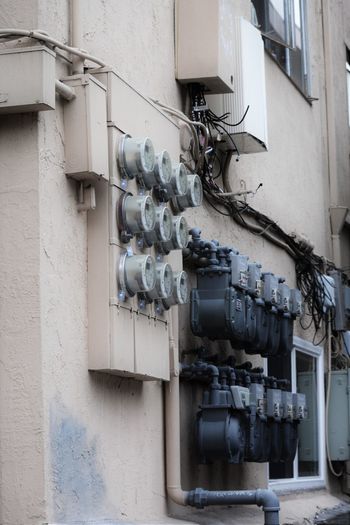 Electric equipment mounted on wall
