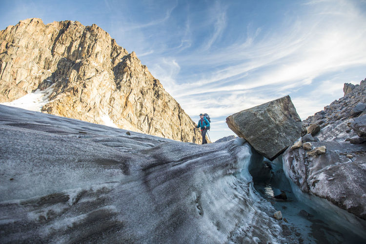 Backpacker crosses glacier in akshayak pass