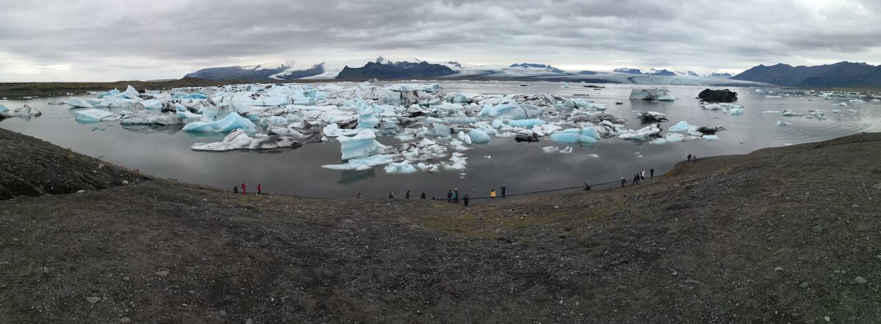 Glacier lagoon 