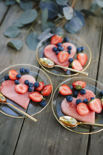 Fruits on plates