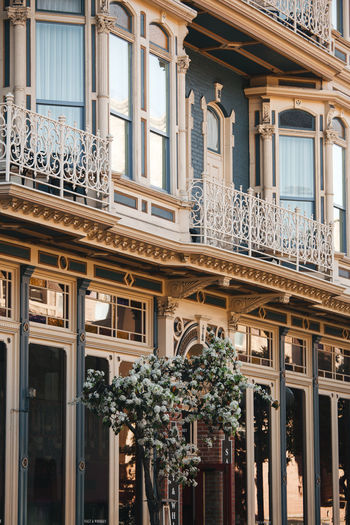 Close up detail od window and balcony of beautiful victorian era house. gaslamp district san diego