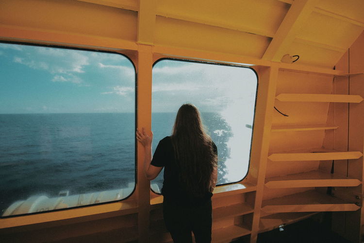 Yellow view People Indoors Lifestyles Sea Scenics Best Of EyeEm Best EyeEm Shot Eye4photography Art Is Everywhere Tourism Creative Photography Colours VSCO Young Minimalism EyeEmNewHere BYOPaper! Breathing Space Connected By Travel