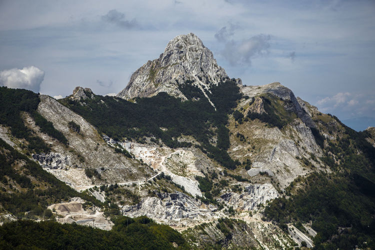 Apuan alps panorama and carrara marble caves, tuscany, val serenaia, italy